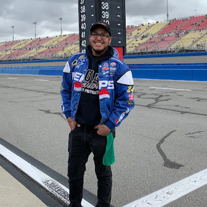 Meet your Posher, Eric